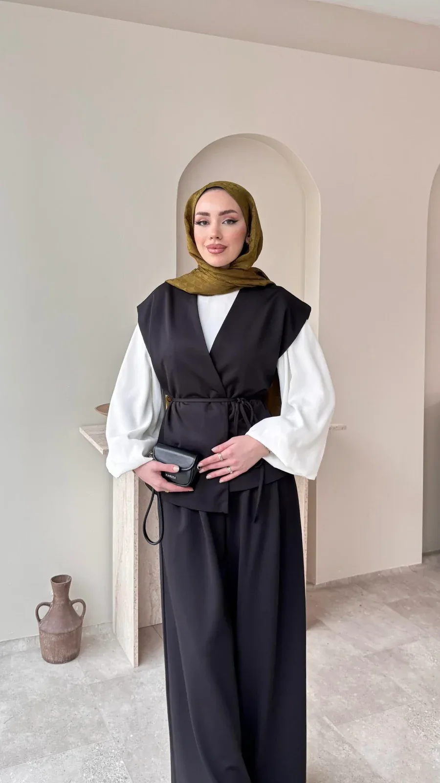 Calm Yelekli Takım – Siyah, görsel 2