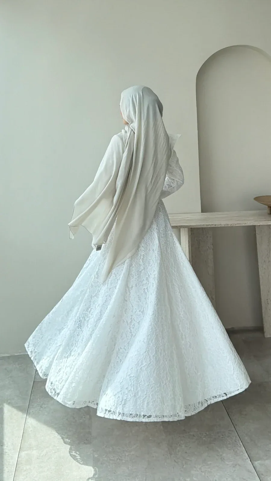 Madrid Volanlı Elbise – Beyaz, görsel 8