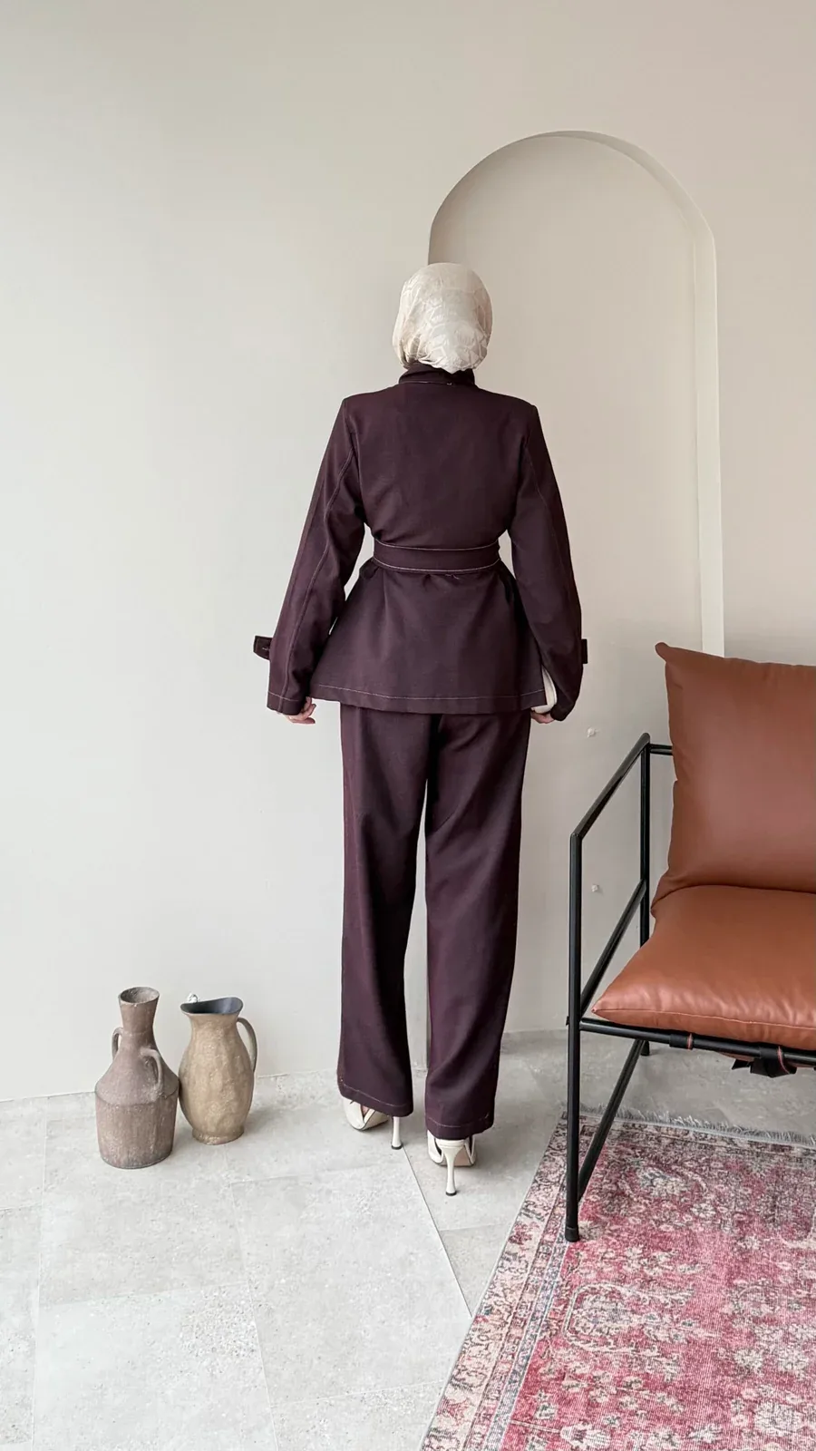 Miri Düğme Detaylı Takım – Mürdüm, görsel 3