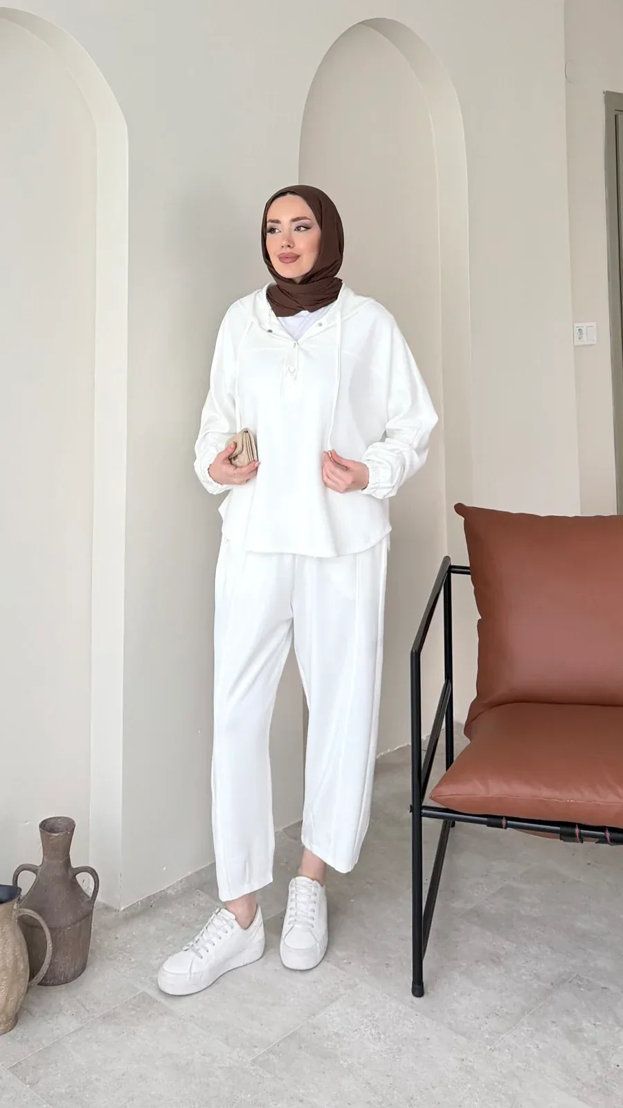 Mona Oyşo Takım – Beyaz, görsel 1