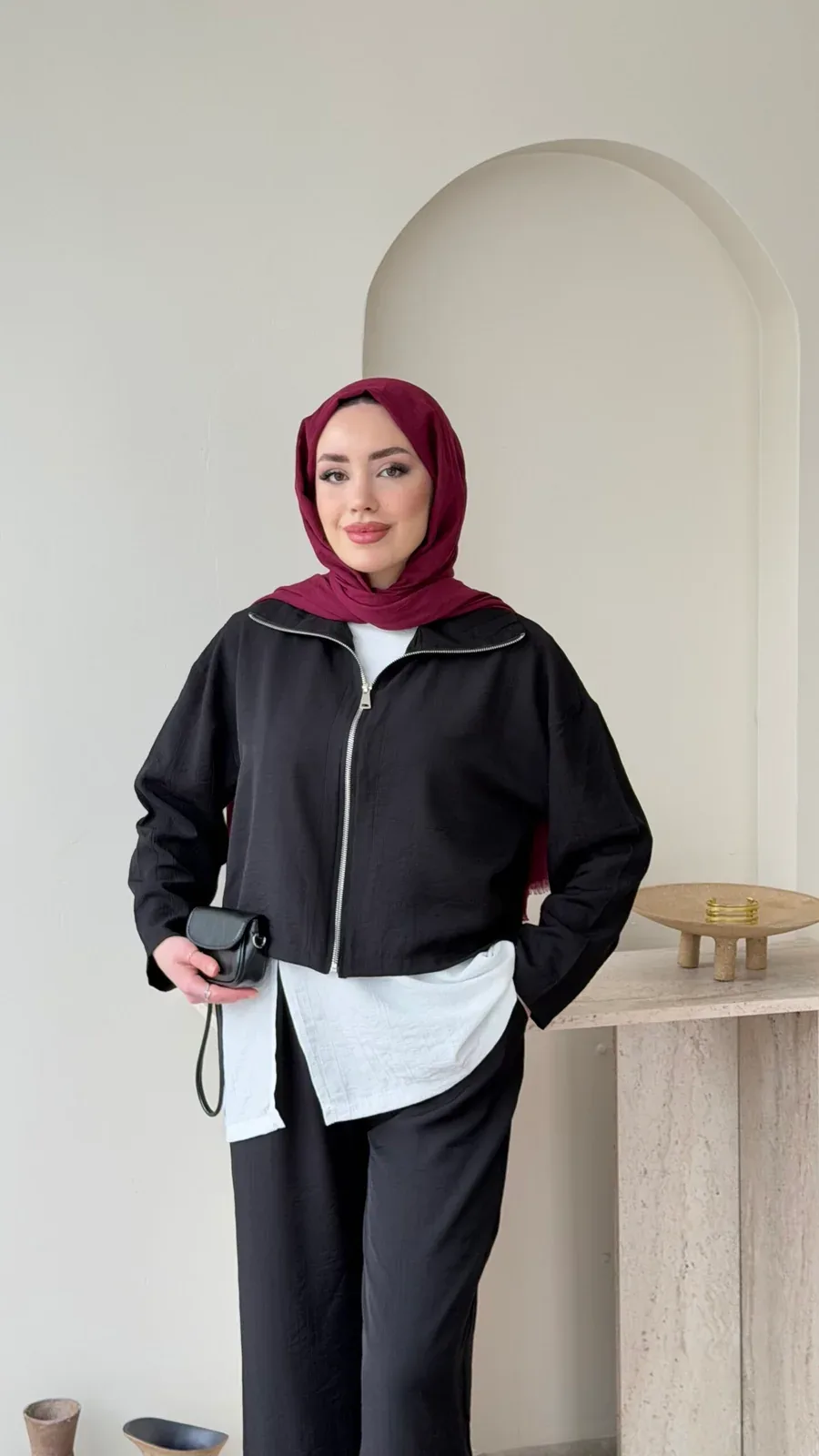 Mia Çilek Kumaş Takım – Siyah, görsel 4