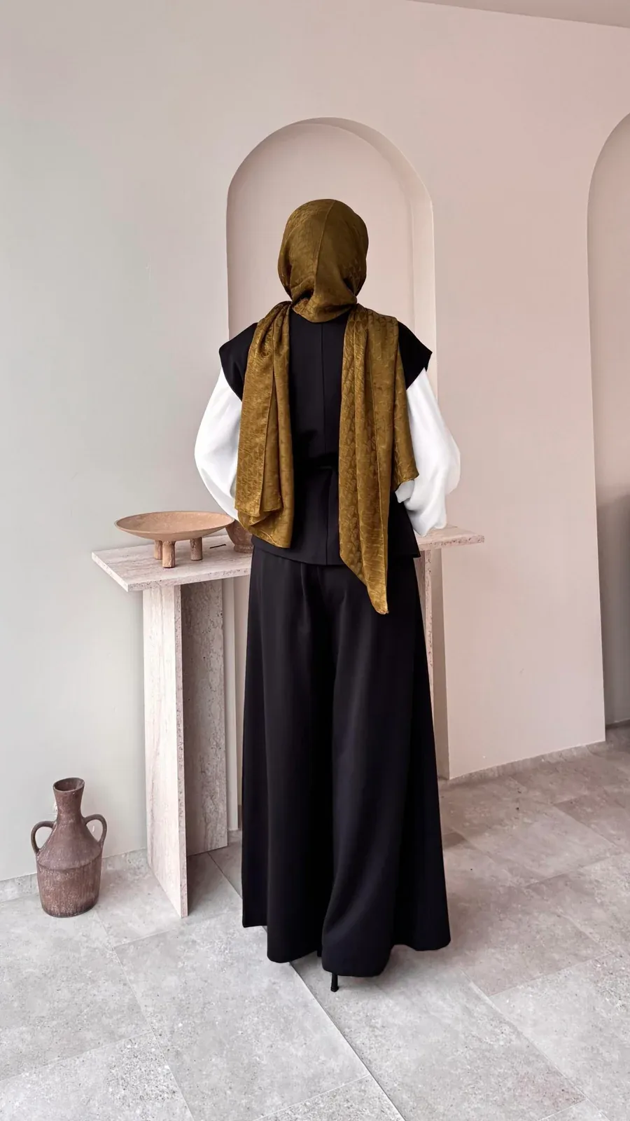 Calm Yelekli Takım – Siyah, görsel 5