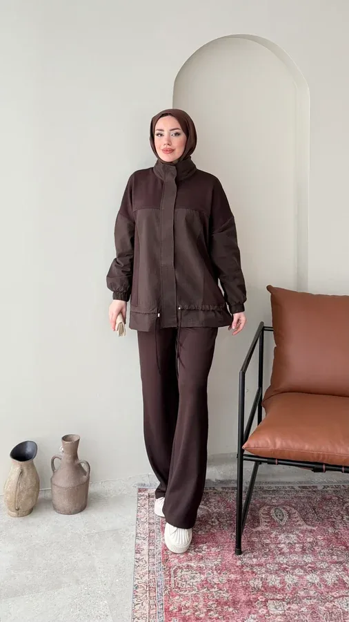 MESA GARNİ DETAYLI OYŞO TAKIM – KAHVE